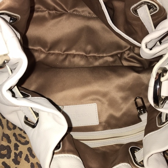 Cole Haan  white ultra soft leather bucket handbag silver hardware - Picture 9 of 16